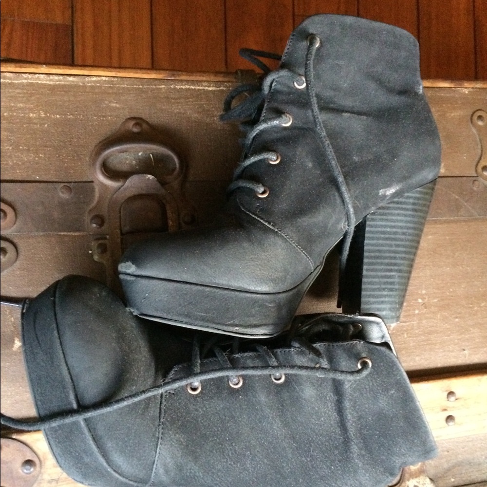 Rustic Leather lace up ankle heel boot